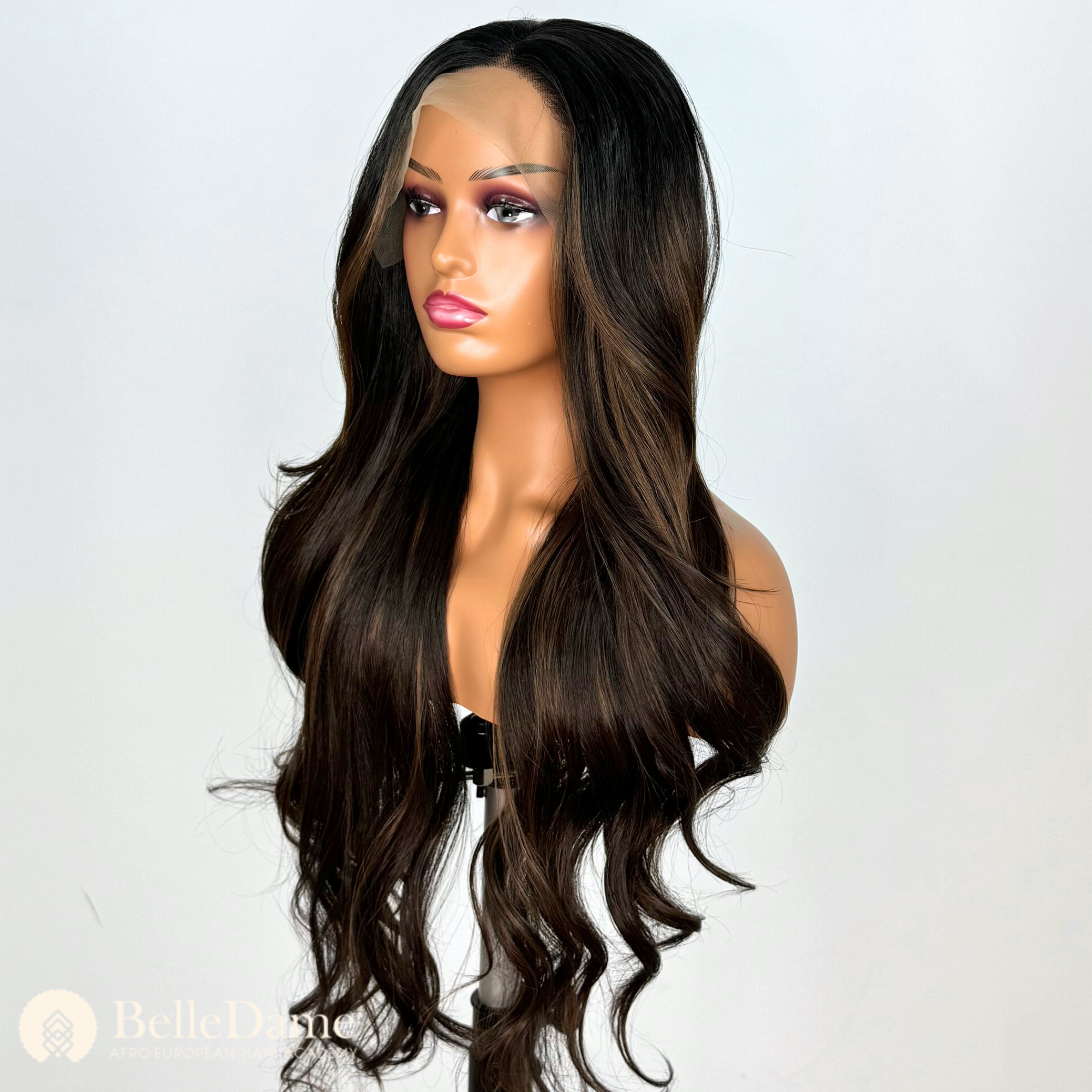 S24 - Peluca Seminatural Castaño oscuro chocolate con Mechas, Frontal de Oreja a Oreja, Raya Libre