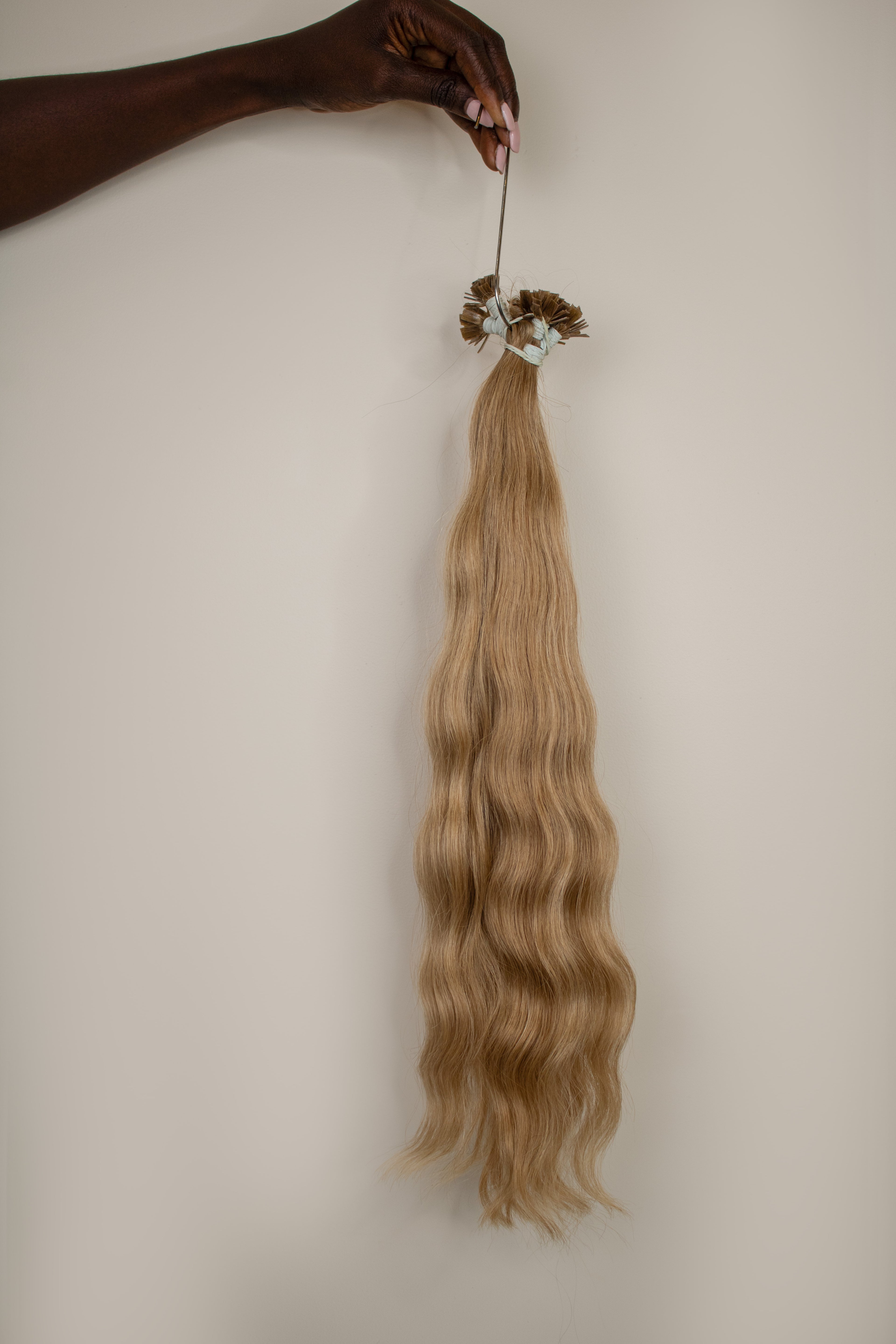 Extensiones rubio ceniza