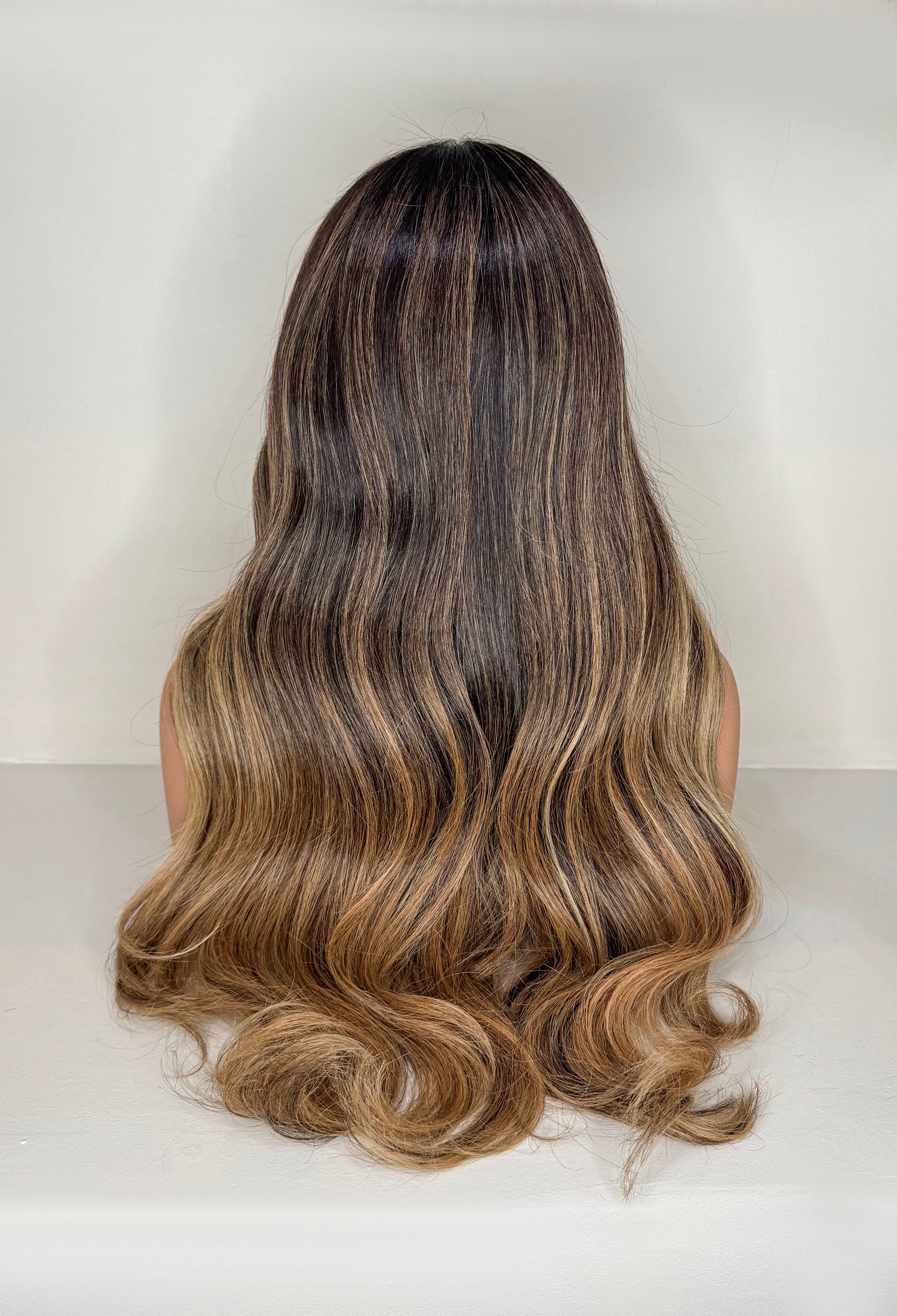 Peluca Blondette con Mechas — Largo 65 cm