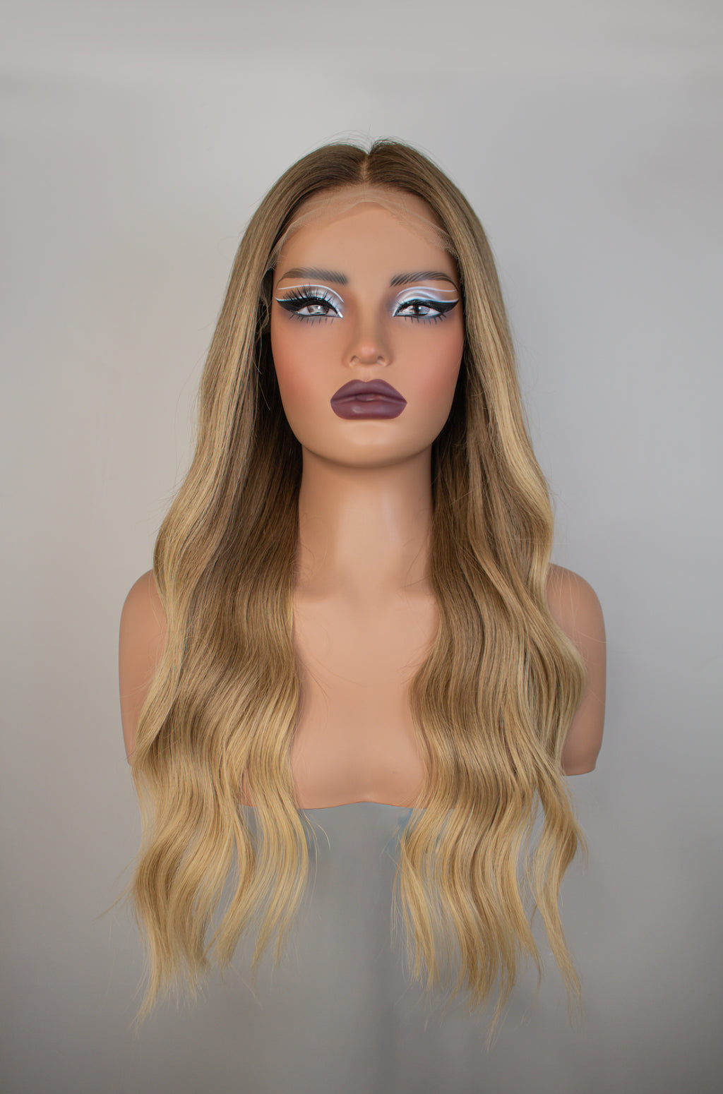 Helena - Dorado ceniza con raíz natural (Largo personalizable)