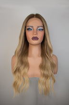 Helena - Dorado ceniza con raíz natural (Largo personalizable)